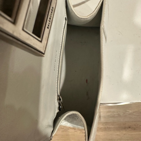 Balenciaga Hourglass Bag White - Picture 12 of 15